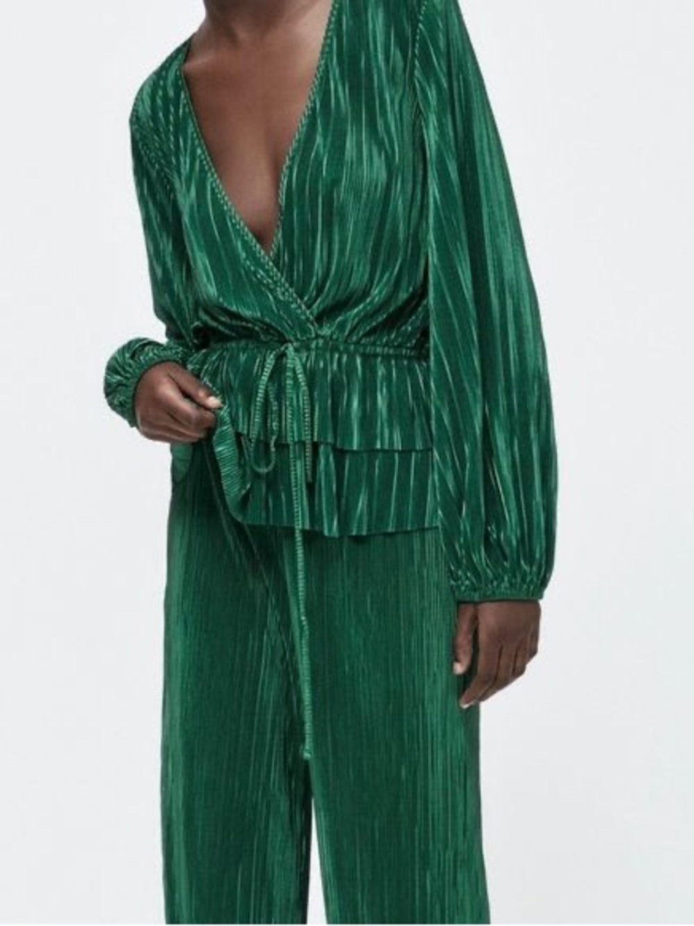 Zara - Pleated Green V Neck Long Sleeve Drawstring Waist Blouse Size Medium